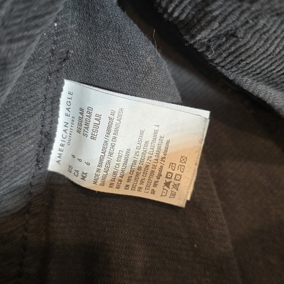 Women's American Eagle Black Flare Jeans Size 6 - Picture 5 of 5
